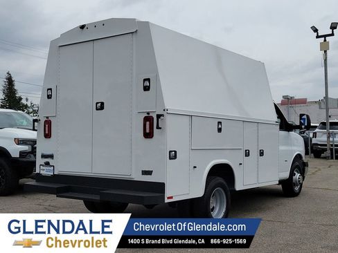 New 2026 Chevrolet Express 3500 w/ Power Convenience Package RWD image 12