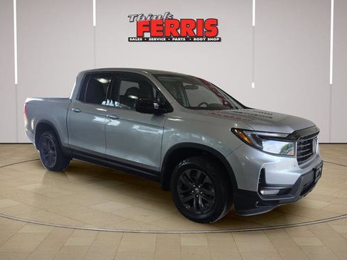 Used 2023 Honda Ridgeline Sport image 7