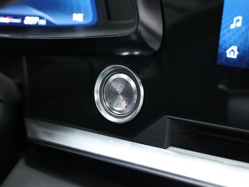 Used 2024 Chevrolet Corvette Stingray Preferred Cpe w/ 2LT image 43