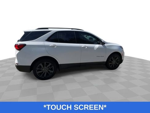 Used 2022 Chevrolet Equinox RS w/ LPO, Floor Liner Package AWD/4WD image 10