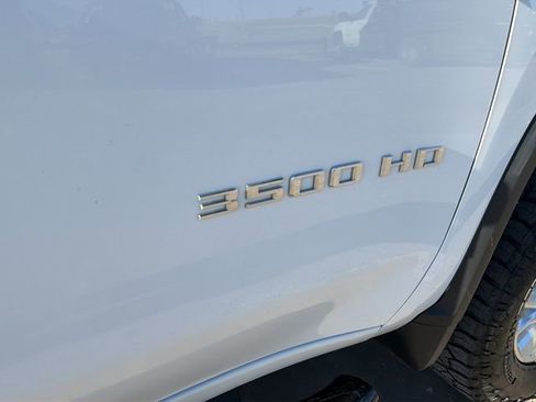 Used 2020 Chevrolet Silverado 3500 LT image 10