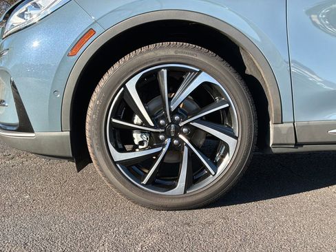 Certified 2023 Lincoln Corsair Reserve w/ Equipment Group 202A image 18