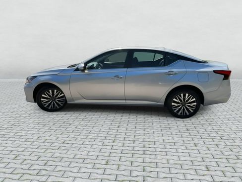 Certified 2023 Nissan Altima 2.5 SV AWD/4WD image 5