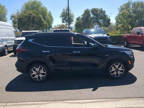 Used 2022 Kia Seltos SX AWD/4WD image 4