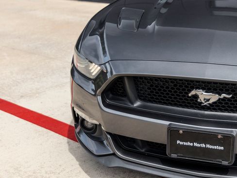 Used 2016 Ford Mustang GT RWD image 17