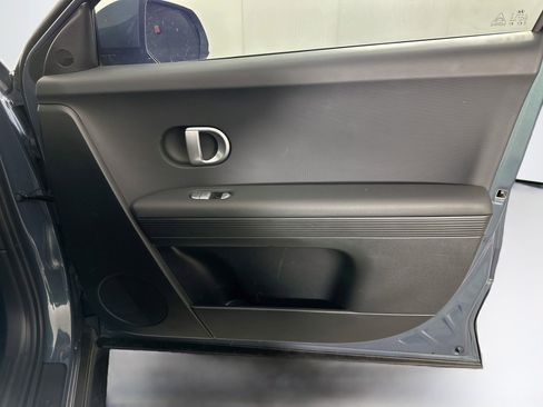 Used 2024 Hyundai Ioniq 5 SEL RWD image 32
