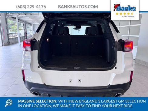 Certified 2023 Chevrolet TrailBlazer RS w/ Sun and Liftgate Package AWD/4WD image 8
