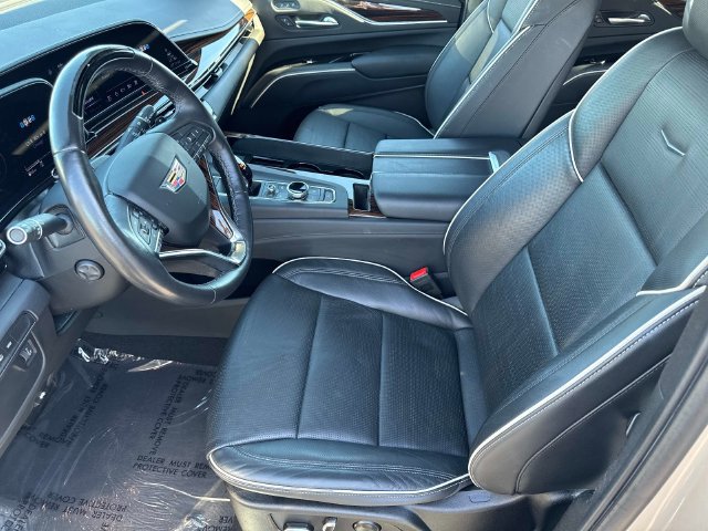 Used 2023 Cadillac Escalade Premium Luxury AWD/4WD image 22