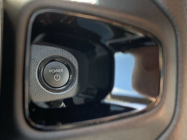Used 2026 Toyota Camry LE FWD image 14