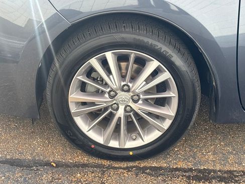 Used 2015 Toyota Corolla LE image 23