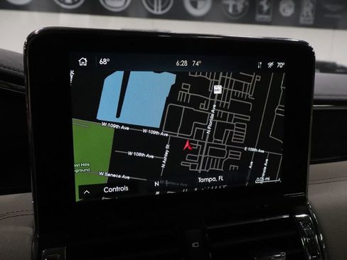 Used 2021 Lincoln Navigator Reserve w/ Luxury Package image 34