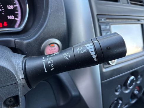 Used 2015 Nissan Versa 1.6 SL image 14