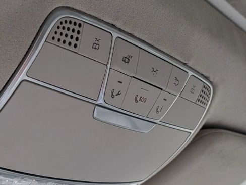 Used 2016 Mercedes-Benz S 550 4MATIC Sedan image 40