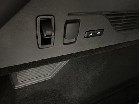 New 2026 Lincoln Nautilus Reserve image 41