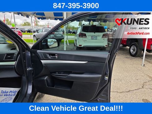 Used 2010 Subaru Outback 2.5i Premium AWD/4WD image 21