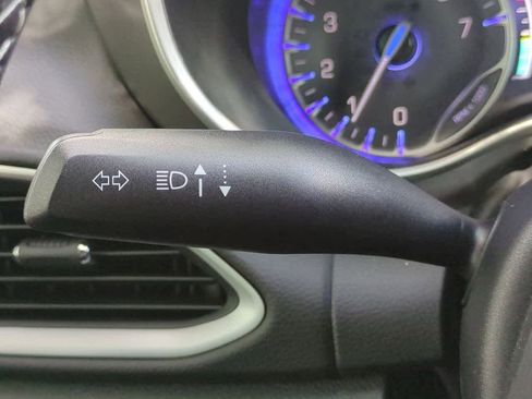 New 2026 Chrysler Voyager LX image 27