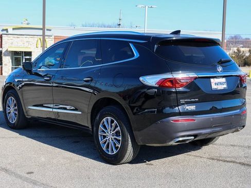 Used 2024 Buick Enclave Premium image 5
