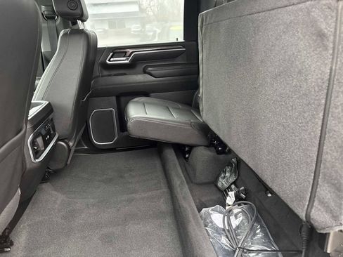 Used 2025 Chevrolet Silverado 3500 LTZ w/ LTZ Premium Package image 39