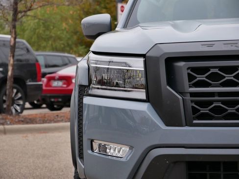 Used 2024 Nissan Frontier PRO-4X w/ Technology Package image 50