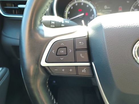 Used 2022 Toyota Highlander Platinum AWD/4WD image 28
