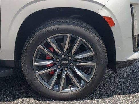 Used 2021 Cadillac Escalade Sport w/ Heavy-Duty Trailer Package image 9