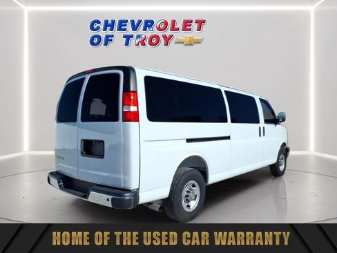 Used 2025 Chevrolet Express 3500 LT w/ LT Preferred Equipment Group RWD image 9