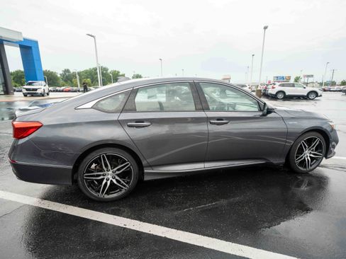 Certified 2022 Honda Accord Touring image 6