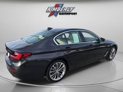 Certified 2023 BMW 530i xDrive w/ Premium Package AWD/4WD image 5