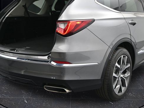 Used 2024 Acura MDX SH-AWD w/ Technology Package image 12