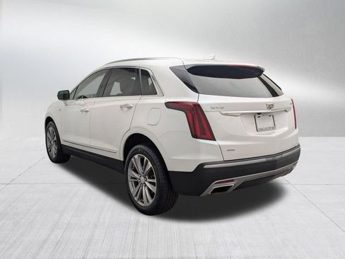 Certified 2024 Cadillac XT5 Premium Luxury w/ LPO, Floor Liner Package AWD/4WD image 7