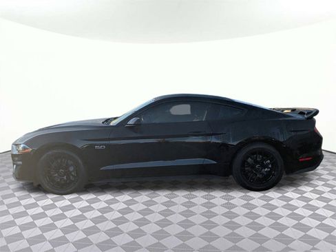 Used 2022 Ford Mustang GT w/ Equipment Group 301A image 4