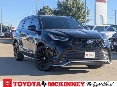 Used 2023 Toyota Highlander XSE