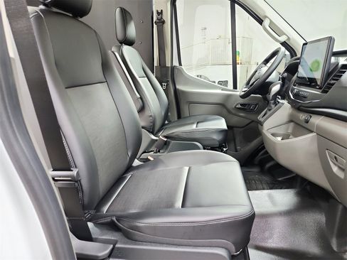 New 2026 Ford Transit 250 Base image 30