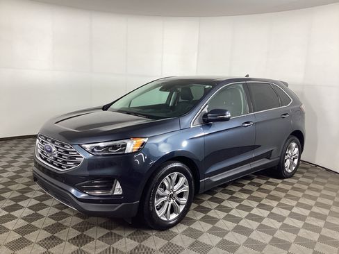 Certified 2023 Ford Edge Titanium w/ Equipment Group 301A AWD/4WD image 5