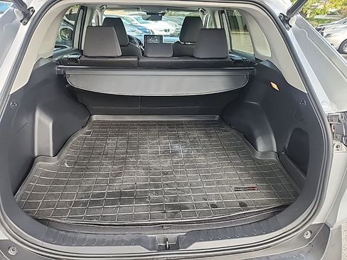 Used 2019 Toyota RAV4 XLE image 12