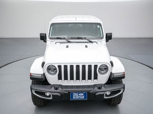 Used 2020 Jeep Wrangler Unlimited Sahara image 9