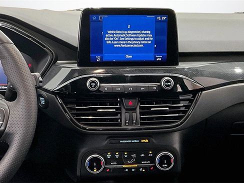 Used 2024 Ford Escape ST-Line Select image 9