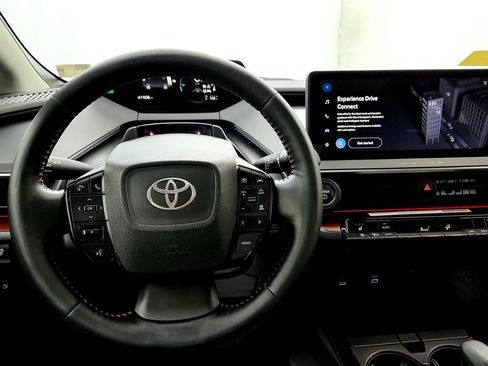 Used 2024 Toyota Prius Prime image 40
