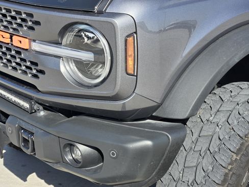 Used 2023 Ford Bronco Badlands AWD/4WD image 10