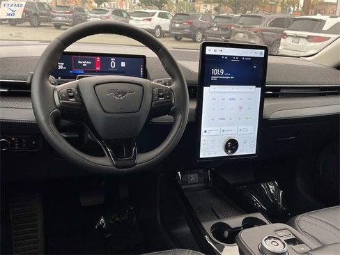 Used 2023 Ford Mustang Mach-E Premium image 6