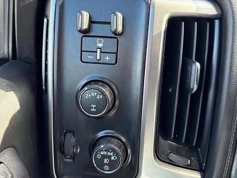 Used 2019 Chevrolet Silverado 2500 LTZ w/ Duramax Plus Package image 17