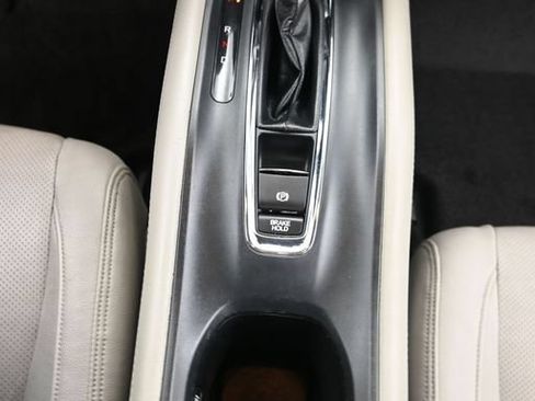 Used 2021 Honda HR-V EX-L image 18