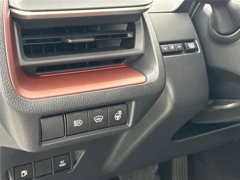 Used 2024 Toyota Prius Prime XSE image 16