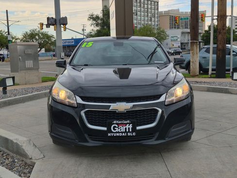 Used 2015 Chevrolet Malibu LT FWD image 10