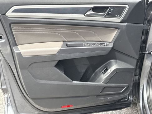 Used 2021 Volkswagen Atlas SEL Premium AWD/4WD image 10