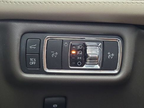 Used 2023 Lincoln Nautilus AWD image 30