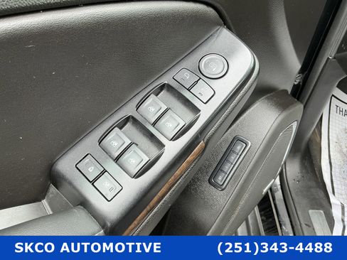 Used 2020 Chevrolet Tahoe LT image 22