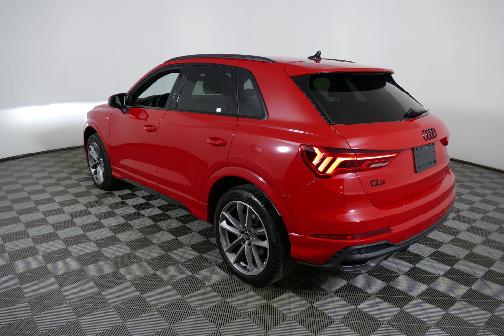 Used 2024 Audi Q3 2.0T Premium Plus AWD/4WD image 5