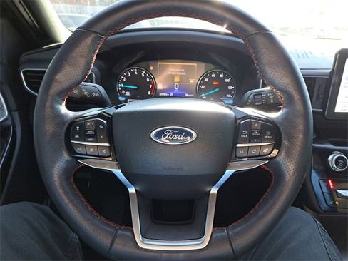 Used 2023 Ford Explorer ST-Line w/ Class IV Trailer Tow Package image 21