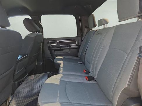 Used 2024 RAM 3500 Big Horn image 31